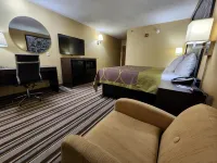 Super 8 by Wyndham Pine Bluff