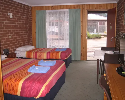 Orbost Country Road Motor Inn فنادق في أوربوست
