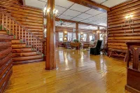 Historic prohibition Lodge next to golf course with private beach - 2-Sterne
