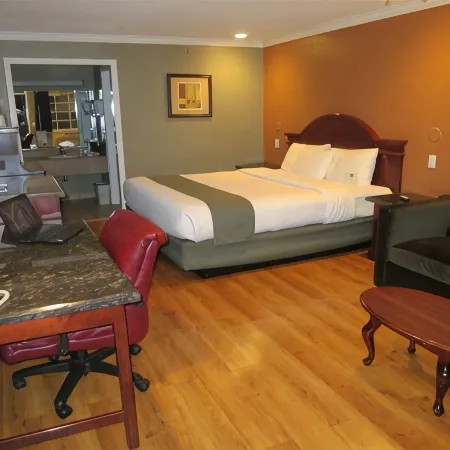 Dynasty Suites Hotel