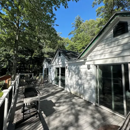 Relax on Dock - Lake George Home