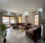 Elegant Midrand Retreat | Pool & Outdoor Dining - บังกะโล