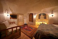 Fairyland Cave Hotel