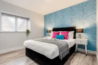 Bright & Stylish King Bed Apt w/ Free Gym & WI-FI -  Appartamenti vacanze