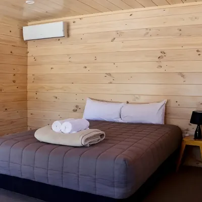Lakes Edge Lodge Hotels near Lake Tekapo Lookout