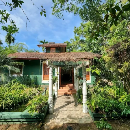 Marakolliya Stay, 2BR Residential Holiday Bungalow