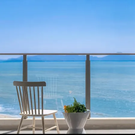 Boji Holiday Apartment (Hailing Island Poly Yintan Shop)