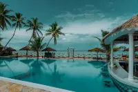 Sunny Palms Beach Bungalows - Pools