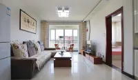 Liangzi Seaview Family Apartment (Laoting Tangshanwan Shop) - balcony