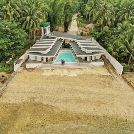 Alegria Water Front Beach House