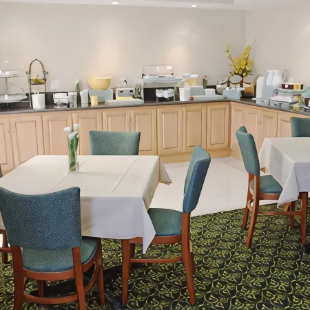 Best Western Plus Media Center Inn Suites