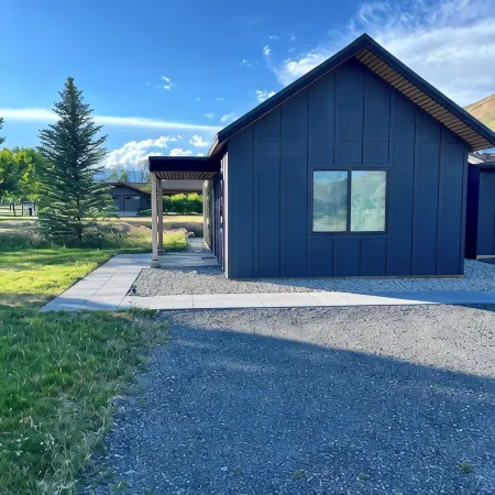 Red Devil Cottage in the Sun Valley Idaho area. Beautiful, modern mountain gem!