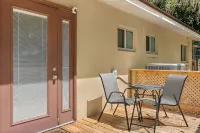 Coastal Comfort~3 BR Home w/Pool~Sleeps 9~Near Pensacola Beach - Wifi
