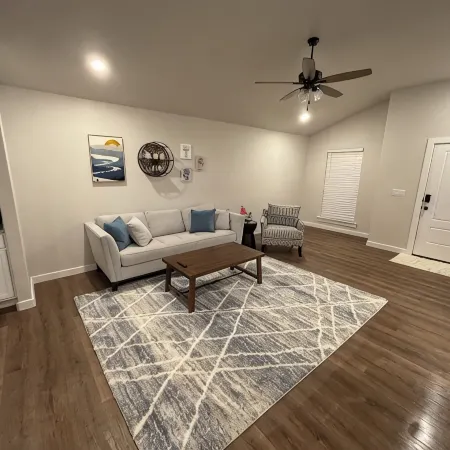 Charming 3-bedroom house with gym