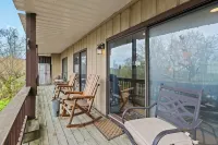 Tranquility Beech: 2Br Condo Steps from the Resort--Parking Lot Level: No Stairs