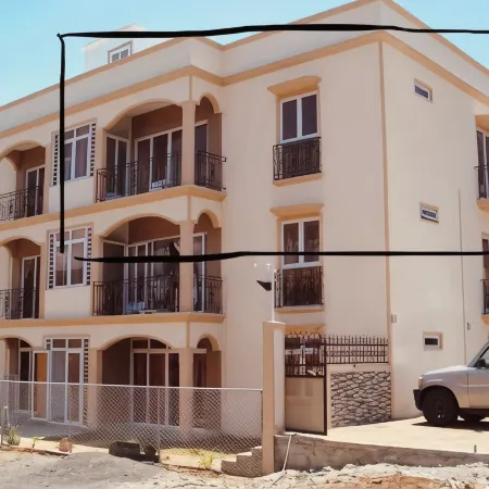 Cozy 2-bedroom apartment in welcoming Flic en Flac with WiFi, AC, close to beach