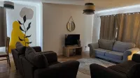 Discount for Long Stay. Close to Edinburgh! For Families, Contractors, Corporate - 3 ดาว