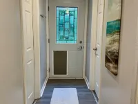 Fisherman’s Paradise at The Lake. Charming 2 bedroom house by the lake in Warsaw Hotels in Benton County