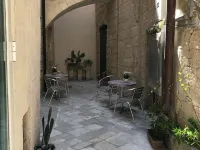 Casa Mamma Elvira Hotels near Lecce Cathedral