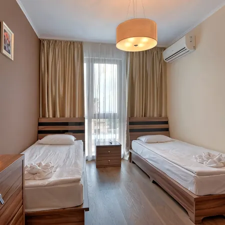 Apart Hotel Golden Line