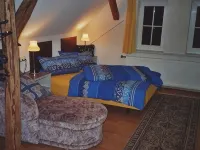 House in the UNESCO Biosphere Reserve VESSERTAL 700 m asl for 1-12 people, 154 sqm โรงแรมในซูล