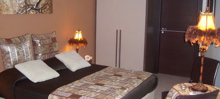 SINGLE VILLA(VILLA "SOLE" BETWEEN ETNA AND TAORMINA THE SEA TO 2 KM Hotel a Acireale