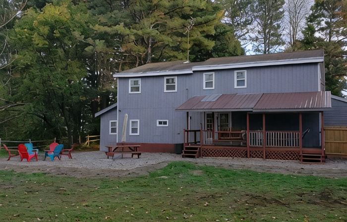 home away from home close to lake and marina