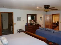 Aransas Bay waterfront, handicap accessible,1 story,Fulton Beach Rd 3/2,sleeps 8 - 4성급