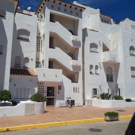 Apartment with AC in Costa Ballena on a golf course 10 minutes from the beach