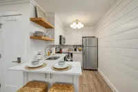 KC Coastal 30A Inlet Beach • POOL • 1st Floor • KING • 2 Minute Walk to Beach