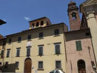 Apartment at only 4 min walk from the leaning Tower, with car parking