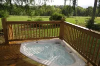 The Royal Suite at The Hatter Cafe and Country InnBreakfast included