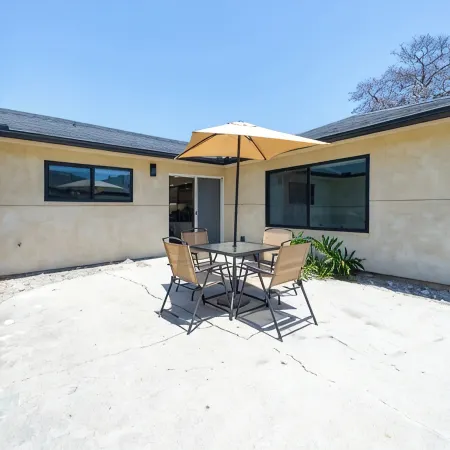 Peaceful Escape: near LAX / Long Beach/ Sofi /Forum/ wlk 2 Dignity Sport Park