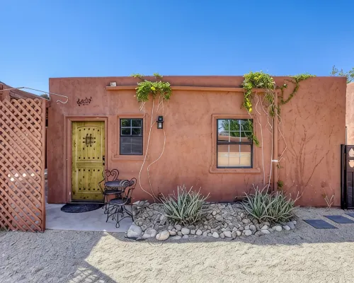 Private Retreat In Northwest Las Vegas For A Single Or Couple Hotels near Mount Charleston