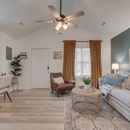 Clean and Stylishly Decorated