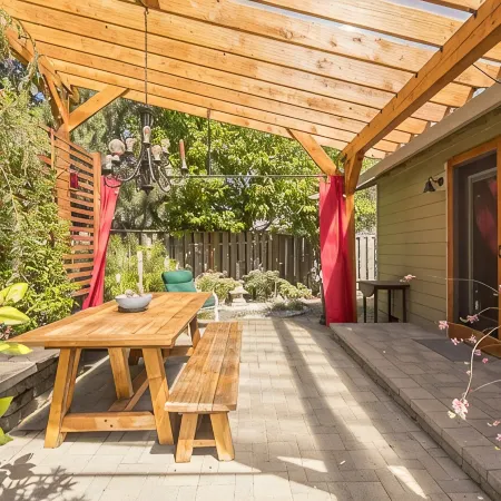 Private Home, Near Nike & Intel, w/spacious yard