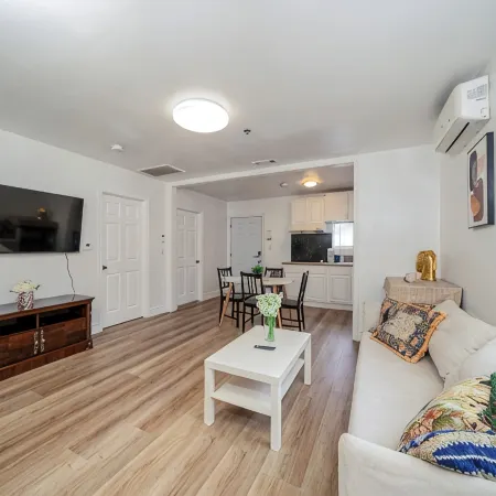 Cozy 2BR/2BA Guest House in Alhambra w/ AC, WiFi, Peaceful Stay