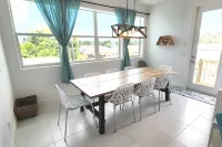 Brand New Home☆ Treetop Sunsets~ Private Pool~Group Trip!