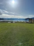 Dora’s Cabin at Grans – Flathead Lakefront, Firepit, Dock, Kayaks, Pet Friendly.
