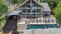 Lake House with pool + hot tub on Golf Course with boat dock - 4-Star