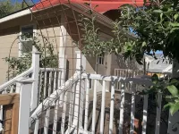 Luxuriously comfortable & peaceful getaway downtown Ashland, with views. - 3-Star