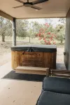 A tranquil 40 acre olive grove, comfort inside, fire pit & hot tub outside - Wi-Fi
