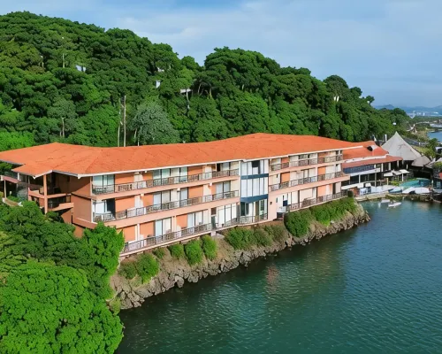 The Beach House Hotels in Ancón