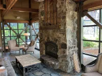 Silverside Chalet: Family-friendly 1BDRM condo next to the waterpark and gondola