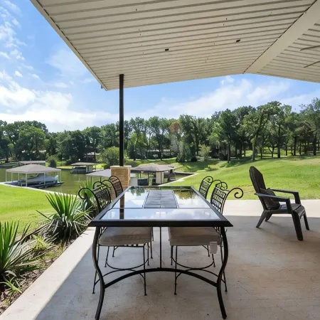 Waterview Lake House on Richland Chambers