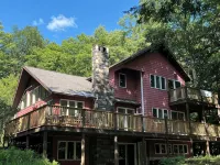 Our Quechee Escape: Spacious 5 - bedroom home in breathtaking central Vermont