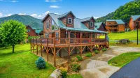 Panoramic Mountain Views/Roaming Elk/Fireplaces - 4-Star