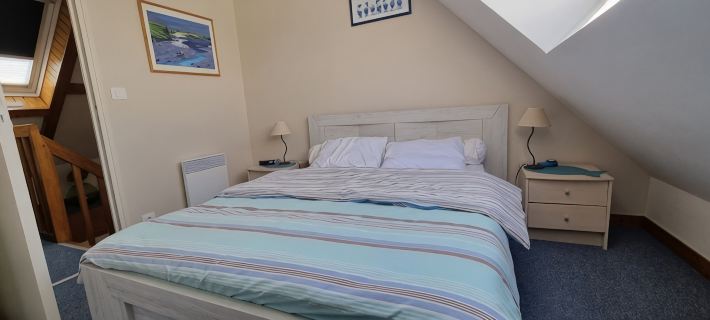 Beautiful duplex with sea view balcony at Le Cabellou in Concarneau Hotele w: Concarneau