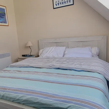 Beautiful duplex with sea view balcony at Le Cabellou in Concarneau