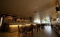 The Pade Hotel - breakfast